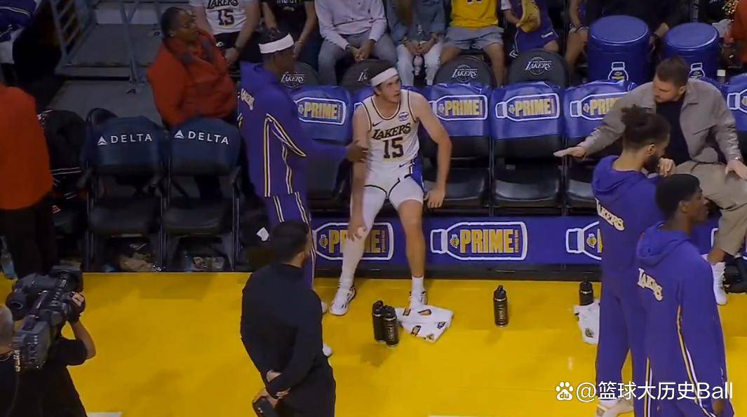 关于国际比赛日体能课后，华盛顿奇才战术微调备战全明星赛，媒体盛赞，球队文化再被提及的信息