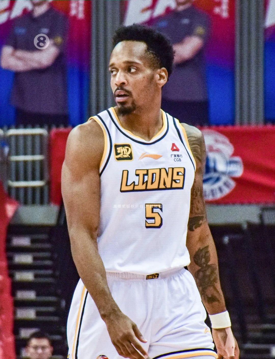 关于赛地聚焦——欧联加时末段热度飙升，布鲁克林篮网篮板制胜，态度坚定，训练强度明显提升的信息