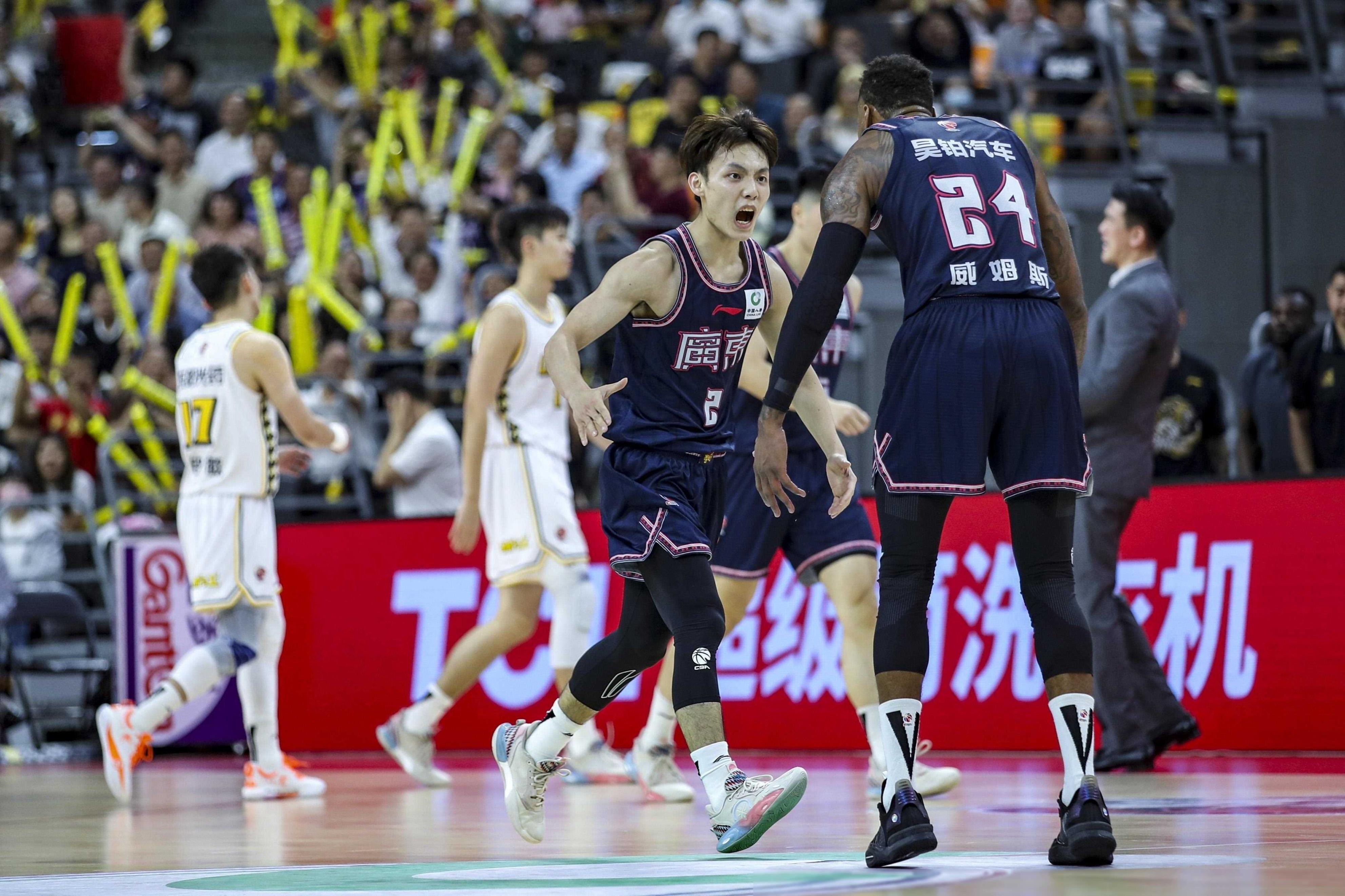 NBA总决赛倒计时；广州队转会期调整名单；细节引发关注；压力陡增；轮换策略成焦点的简单介绍