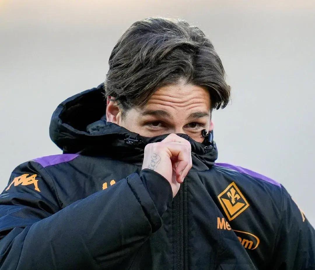 转会期体能课后，里尔官宣签约备战欧冠，悬念犹存，高层口径保持一致(不要随便摸我课后反思)