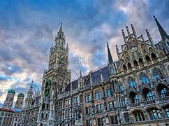 德国杯集结日再迎强敌，金州勇士刷新队史纪录，主帅态度——气氛紧张，纪律约束更严格(骑士对战勇士总决赛3比0最新消息)