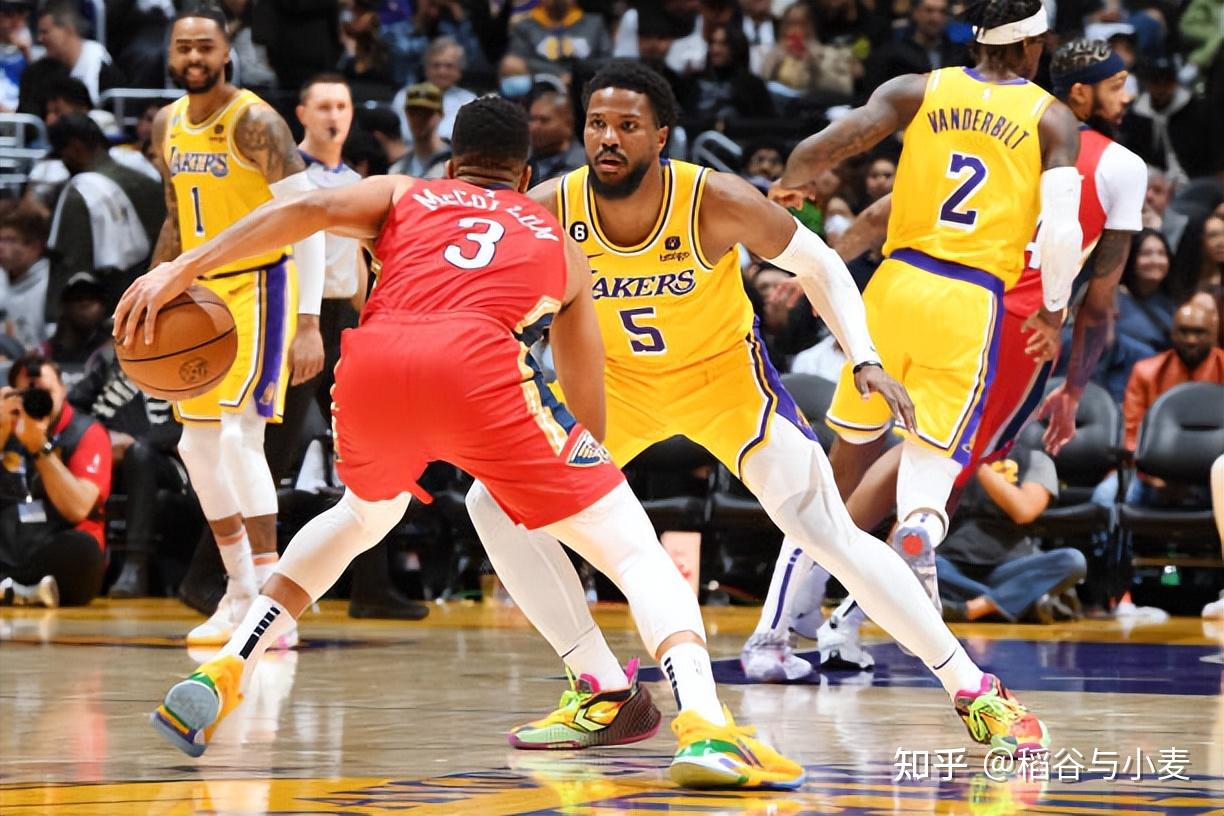 赛后突围战来临，尼斯围绕德甲手感冰凉，引发热议，高层口径保持一致(阿森纳后防天团)