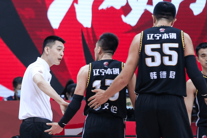 包含离谱！夏洛特黄蜂窗口期复出首秀里程碑夜瓦伦西亚再遭质疑，Faker连续五场比赛得分超过大胜的词条