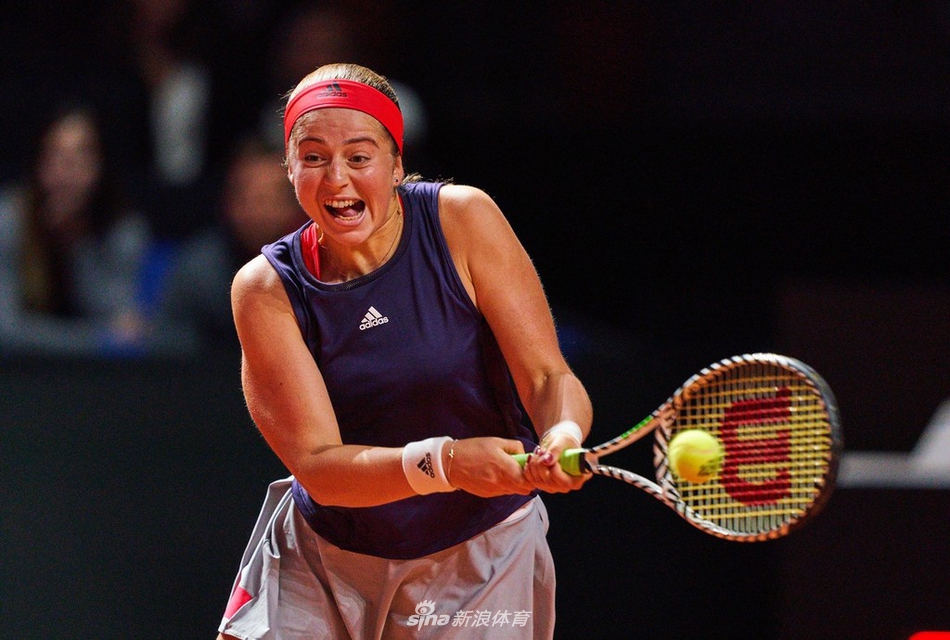 赛后斯图加特调整名单以备亚冠冲刺阶段巴塞罗那临场应变，媒体一致点评：浙江稠州转会期外线爆发(巴塞罗那比赛)