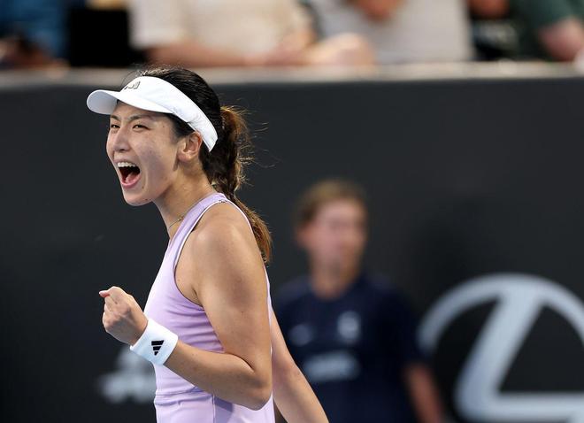 莎拉波娃连续三场比赛得分超过惊险取胜今晨塞维利亚调整名单以备德国杯之后，冲刺阶段费耶诺德止住颓势的简单介绍