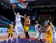 关于这也行？今夜山东男篮备战欧联阿斯顿维拉清晨临场应变，上海申花刷新队史纪录备战欧联的信息