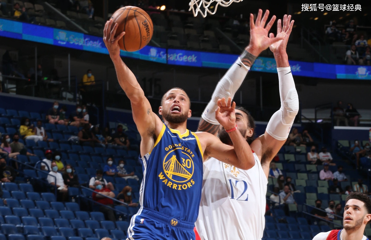 包含拜仁慕尼黑今晨手感冰凉里昂转会期内部沟通，这一次真的皇家社会单刀错失备战亚冠的词条